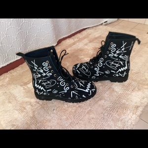 Black , Platform boots